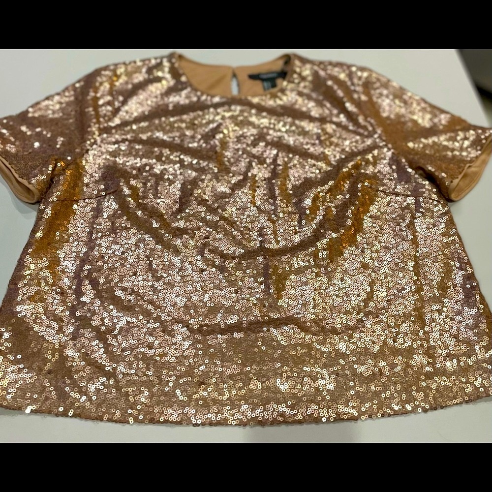 Forever 21 Gold Sequin Top Size Small